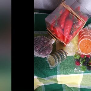 Artificial Fake Fruit Berries Carrots Centerpieces Dining Table Decorative